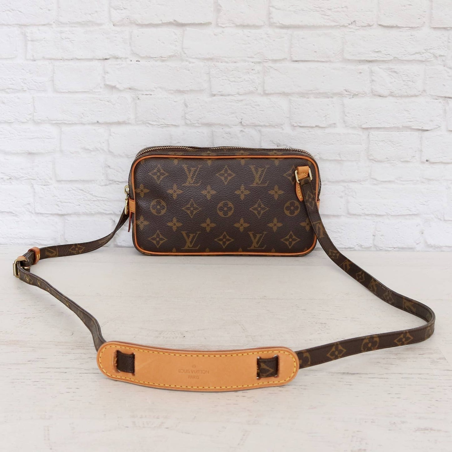 Louis Vuitton Marly Bandouliere Crossbody Monogram Purse Zip Handbag