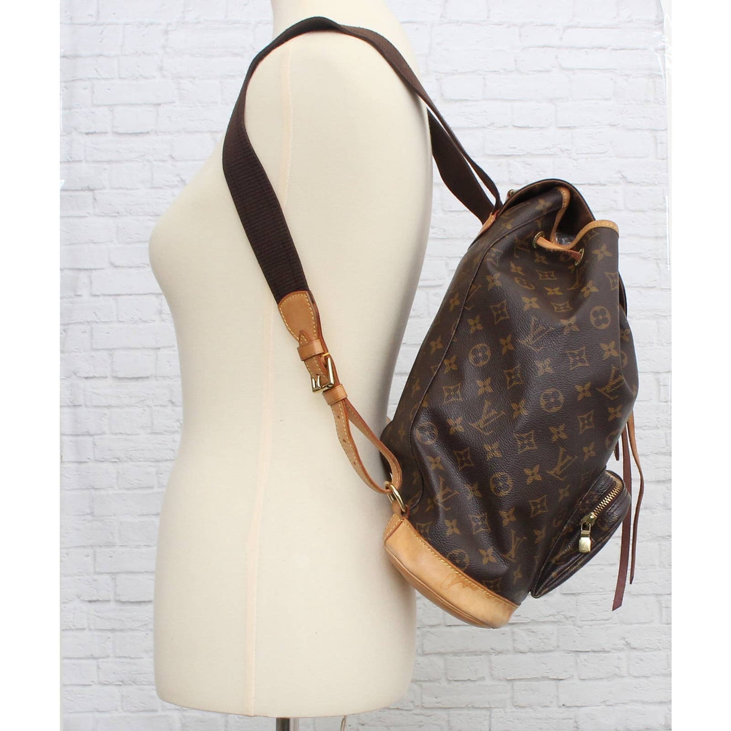 Louis Vuitton Montsouris GM Backpack Monogram Large Book Bag