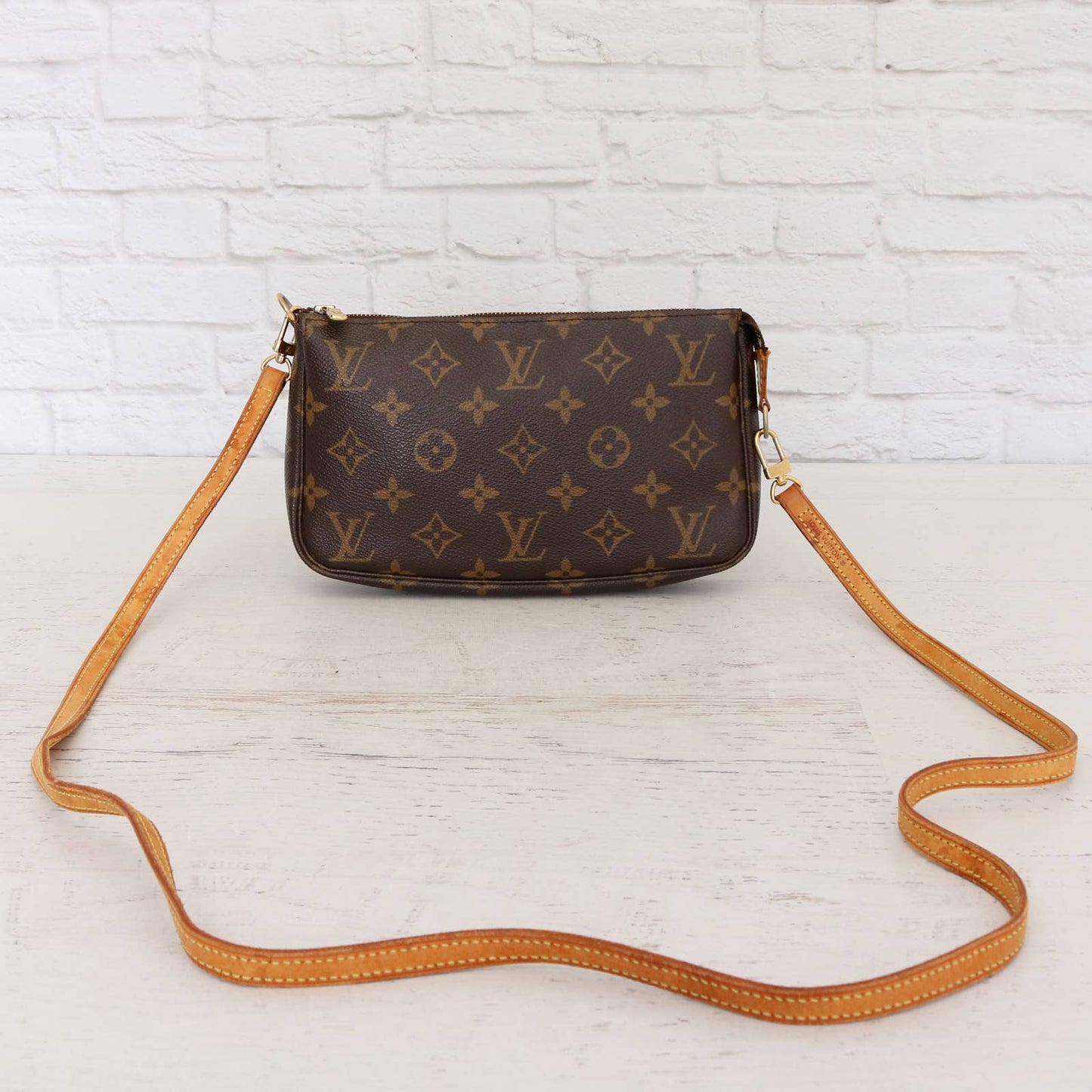 Louis Vuitton Pochette Accessoires Monogram Crossbody