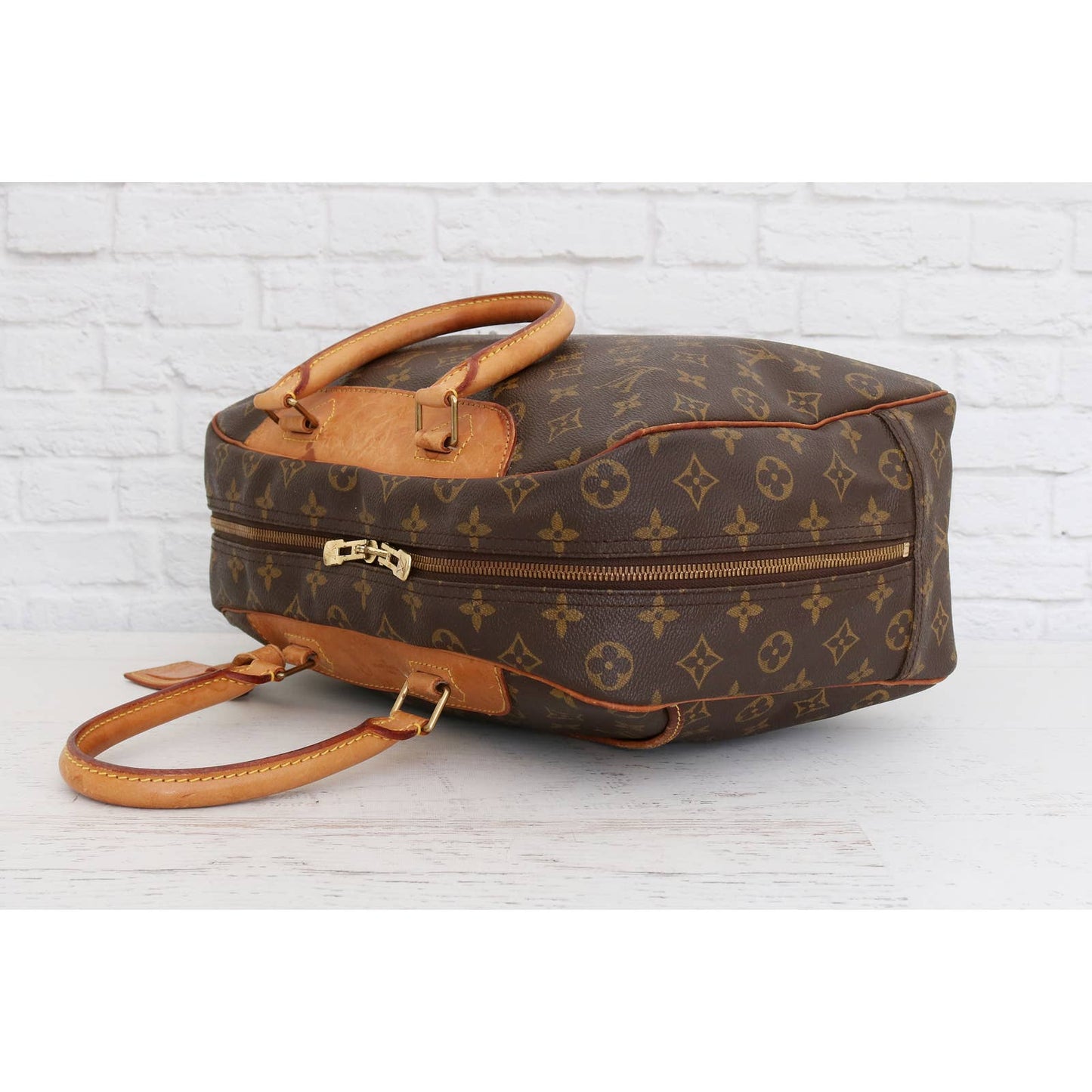 Louis Vuitton Deauville Monogram Satchel