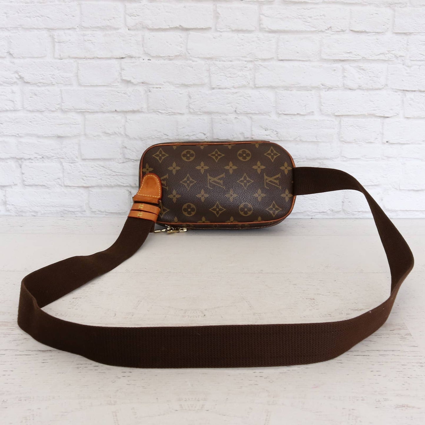 Louis Vuitton Pochette Gange Monogram Bumbag Belt Waist Crossbody Zip