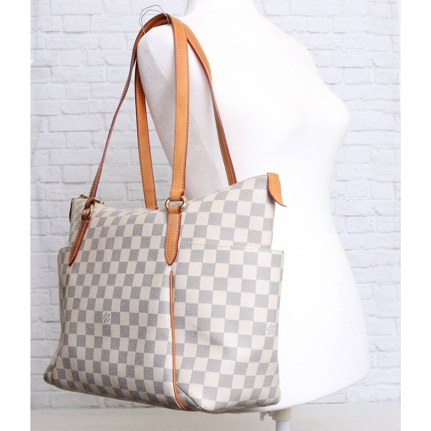 Louis Vuitton Totally MM Damier Azur Tote