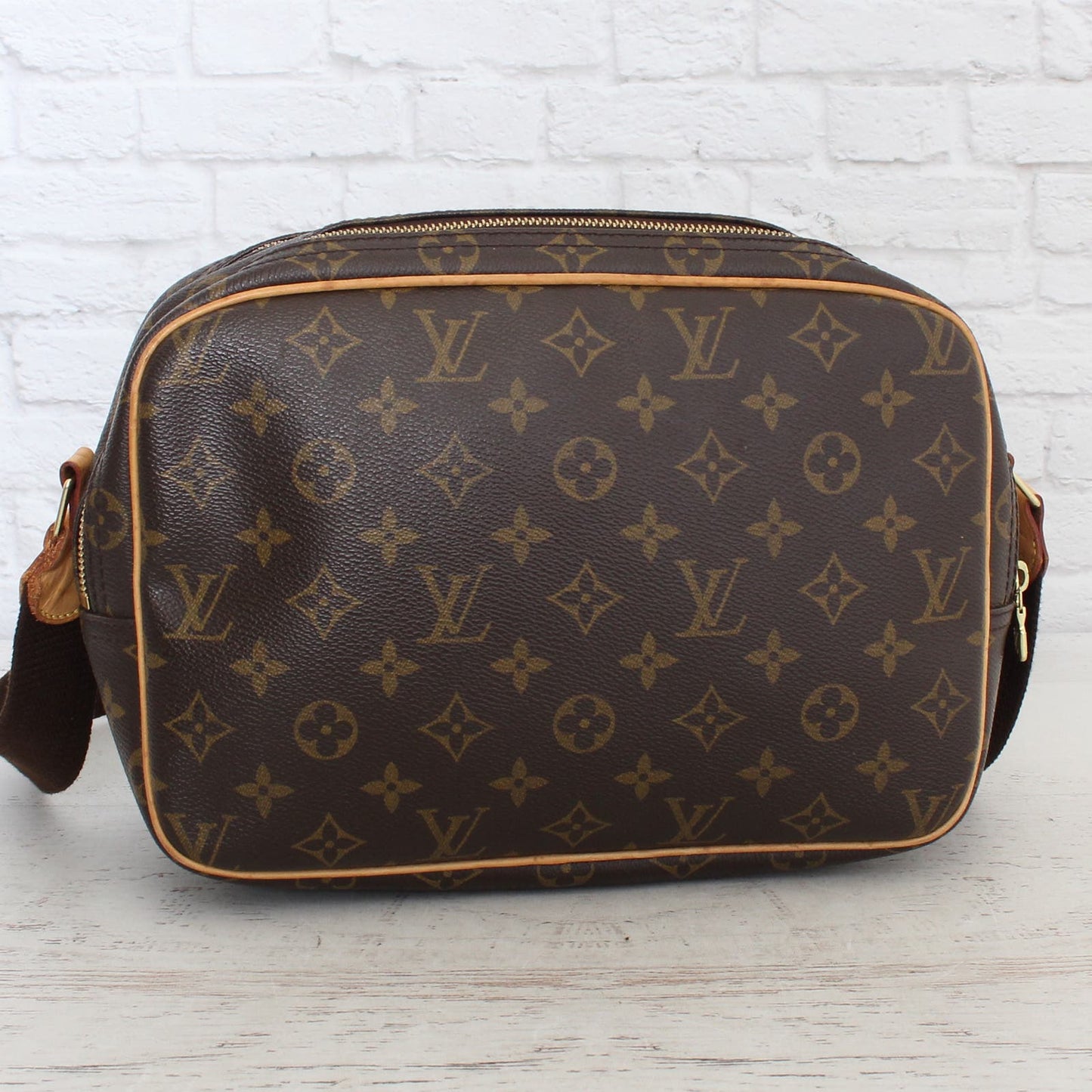 Louis Vuitton Reporter PM Monogram Crossbody & Shoulder Bag