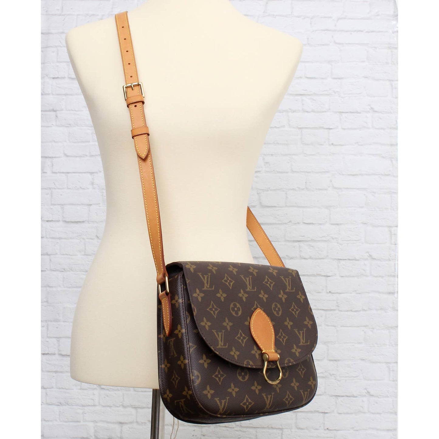 Louis Vuitton Saint Cloud GM Monogram Crossbody