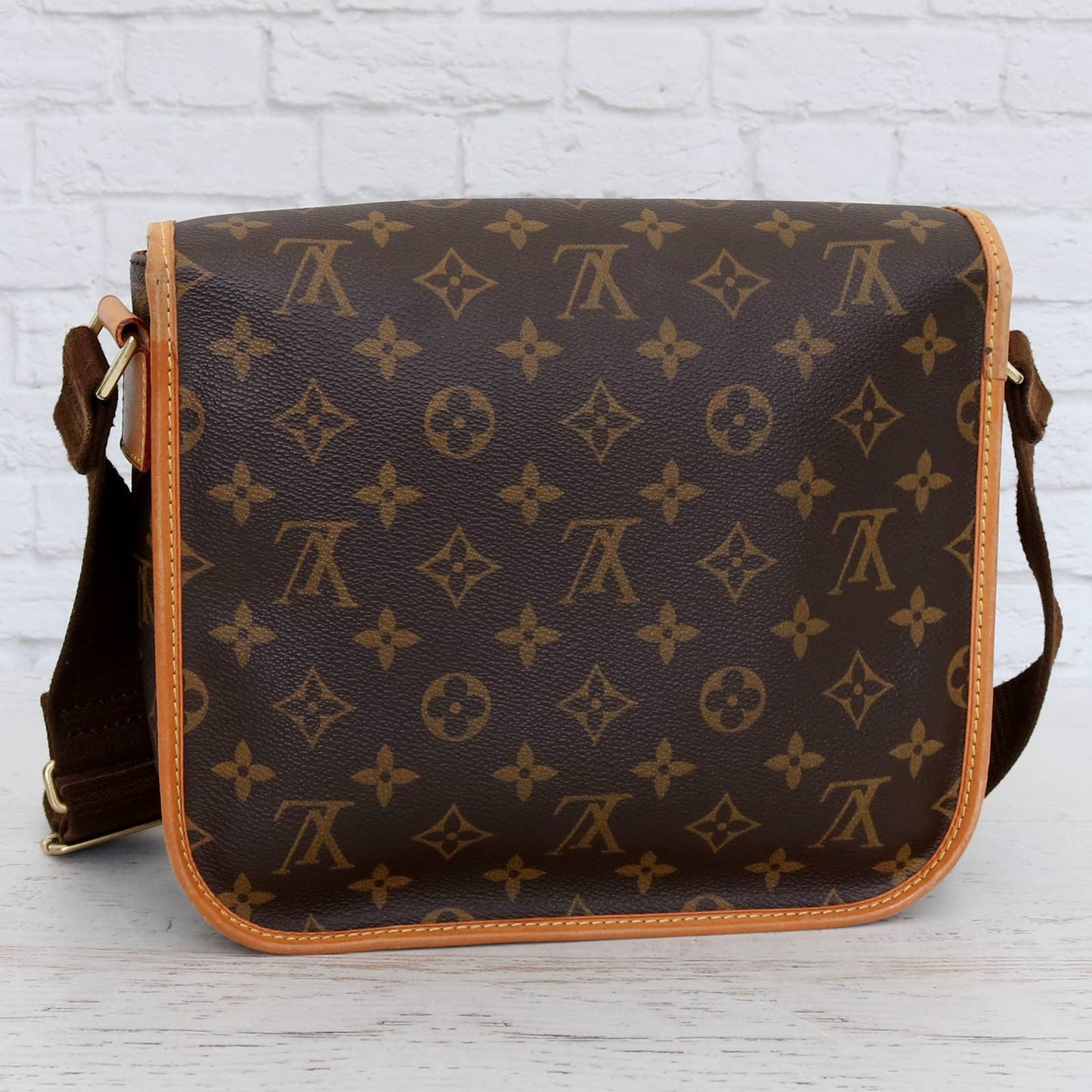 Louis Vuitton Messenger Bosphore PM Monogram Crossbody