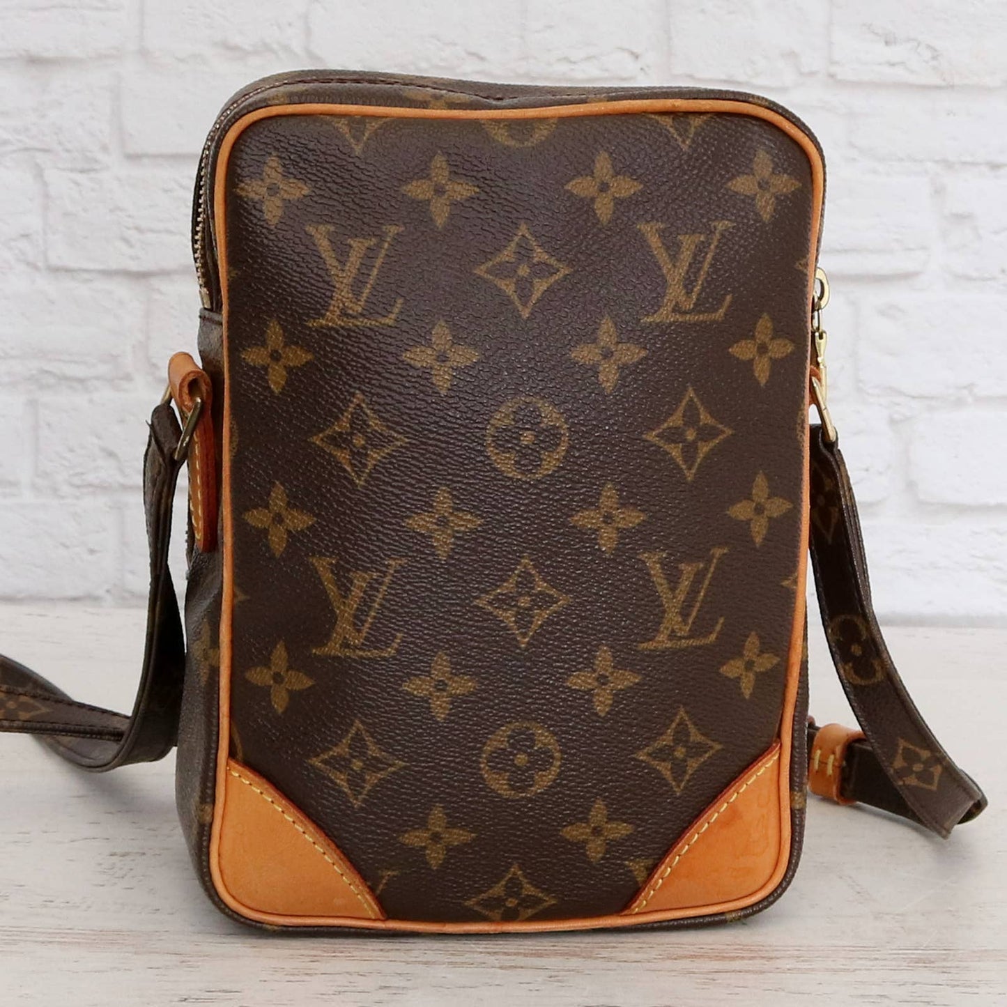 Louis Vuitton Amazon Crossbody Monogram