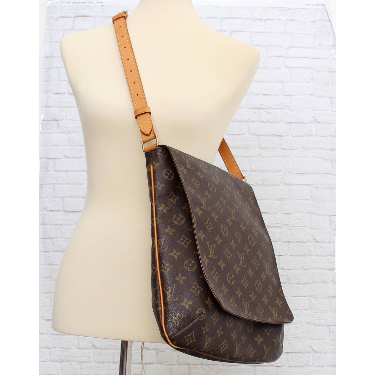 Louis Vuitton Musette GM Large Crossbody Shoulder Monogram Messenger