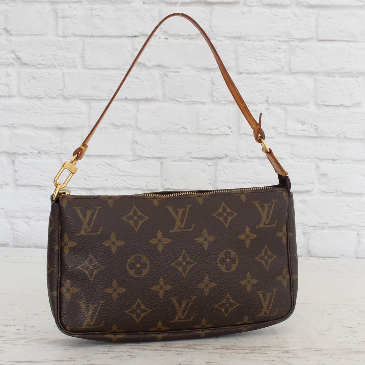 Louis Vuitton Pochette Accessoires Monogram Shoulder Bag