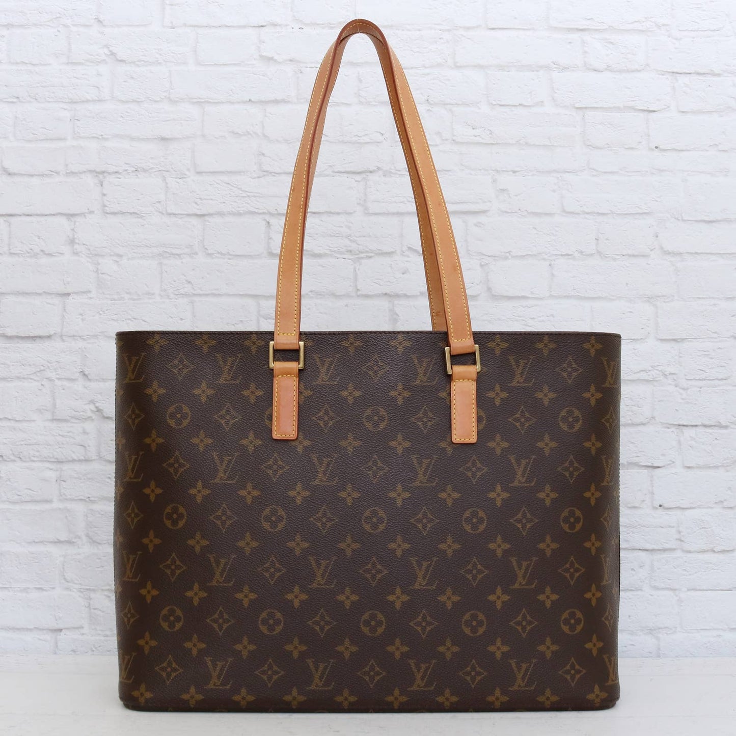 Louis Vuitton Luco Monogram Tote