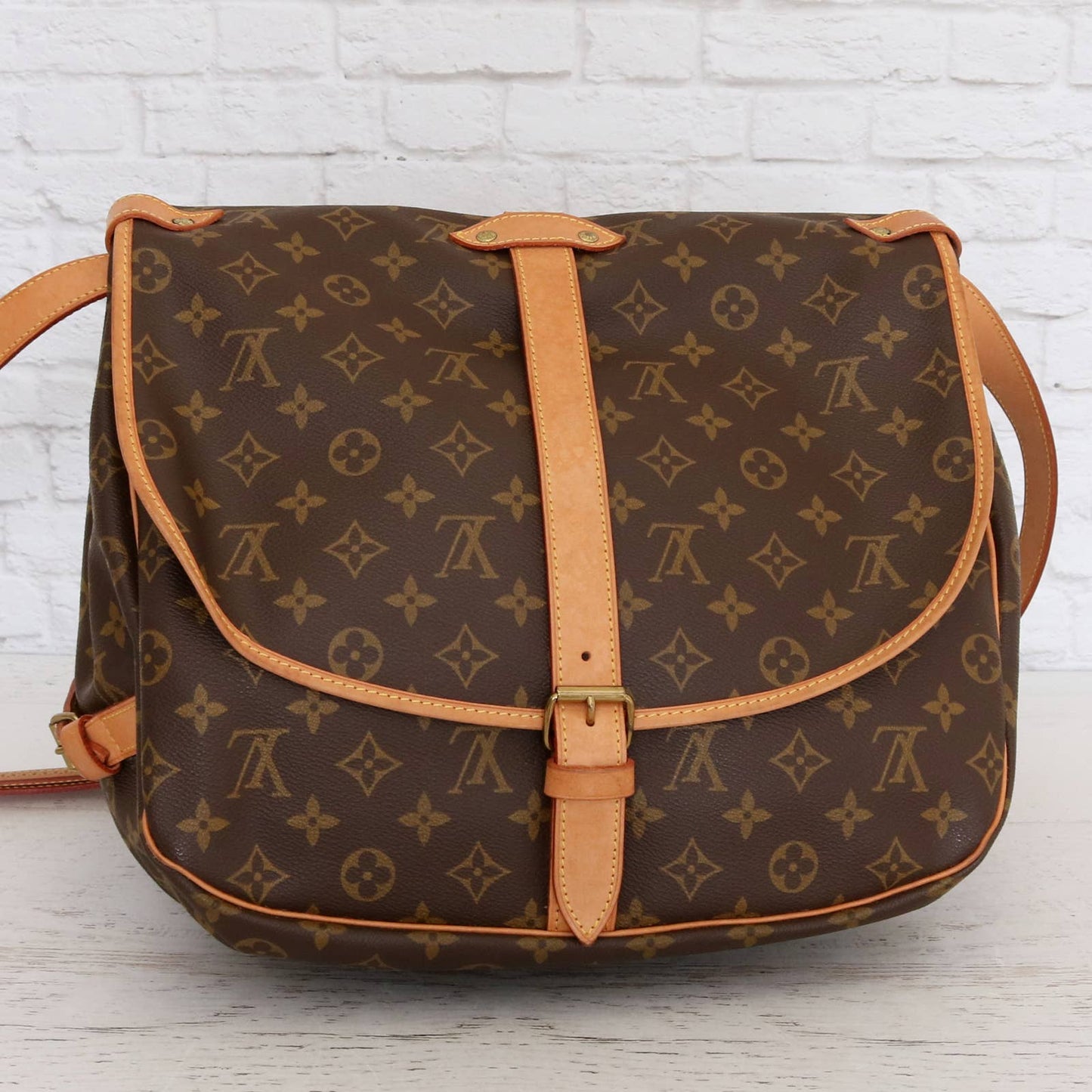 Louis Vuitton Saumur 35 Monogram Crossbody EXCELLENT Messenger Purse