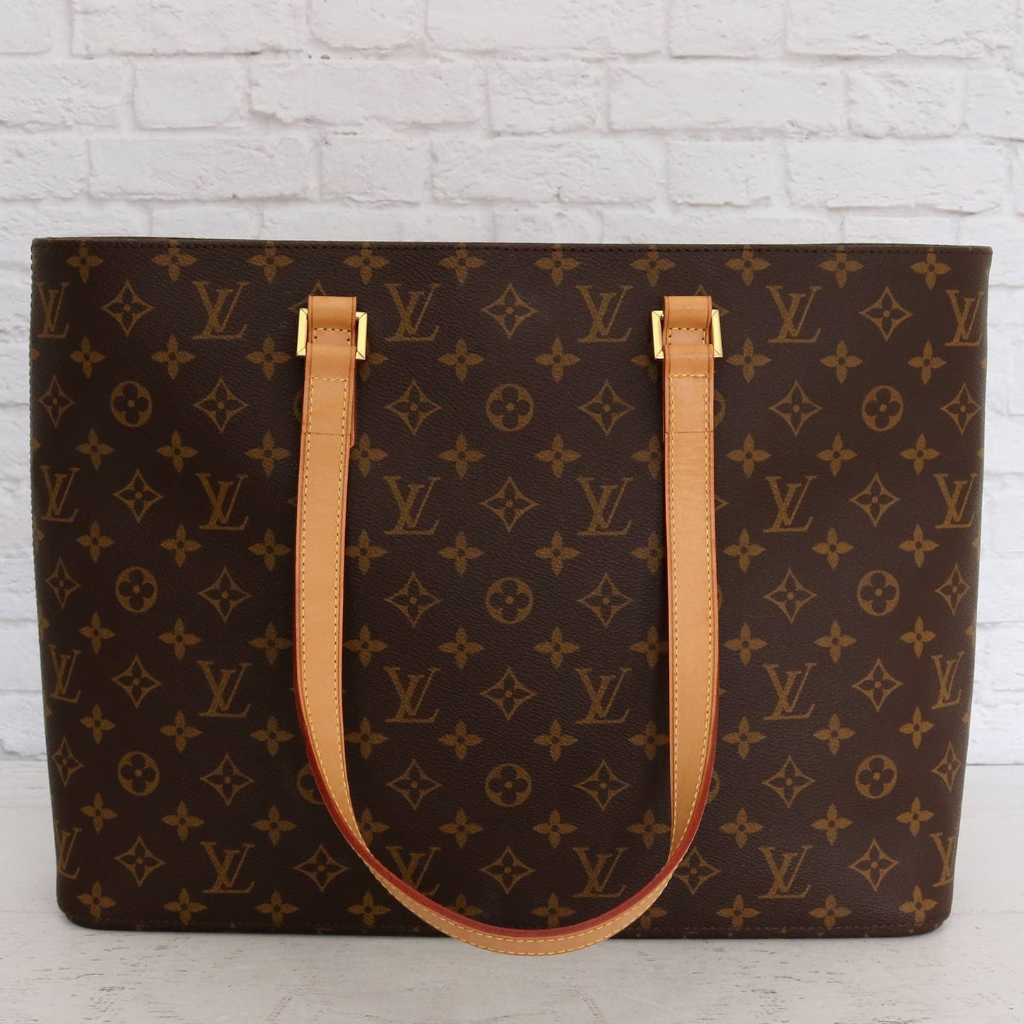 Louis Vuitton Luco Monogram Tote