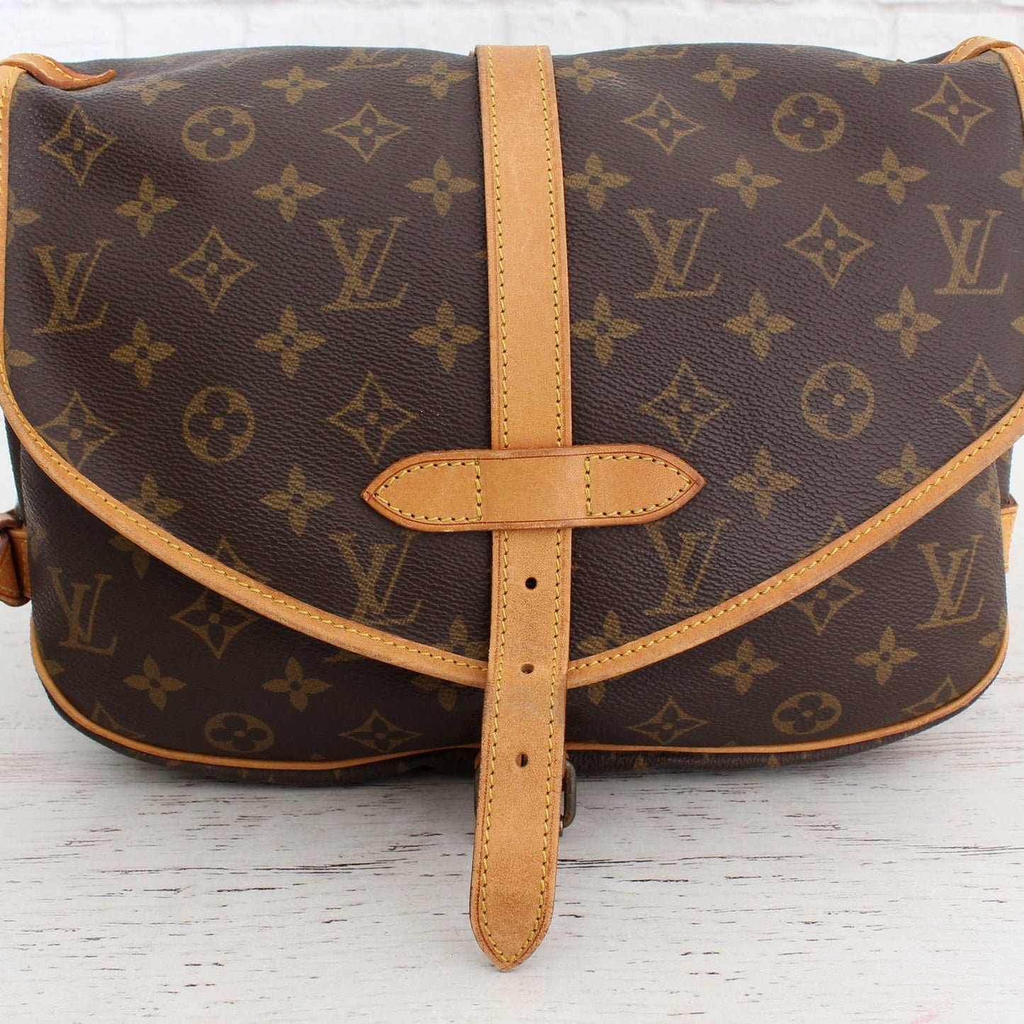 Louis Vuitton Saumur 30 Monogram Crossbody