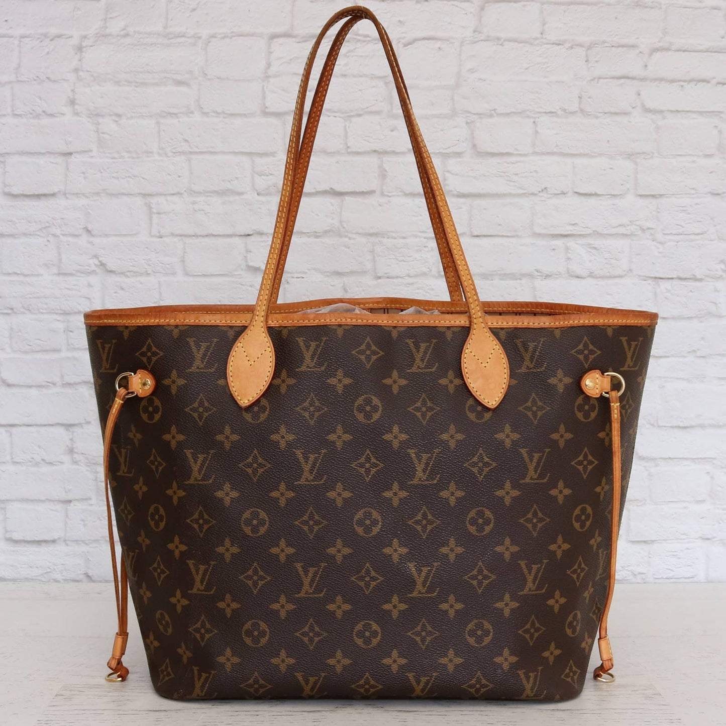 Louis Vuitton Neverfull MM Monogram Tote