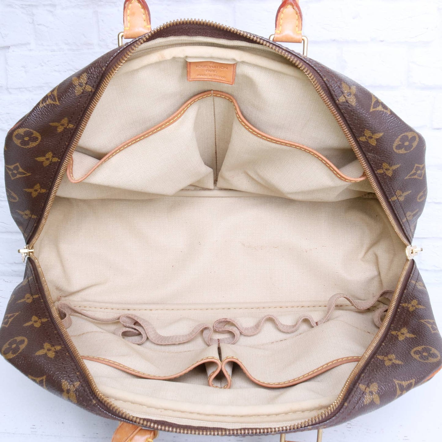 Louis Vuitton Deauville Monogram Satchel