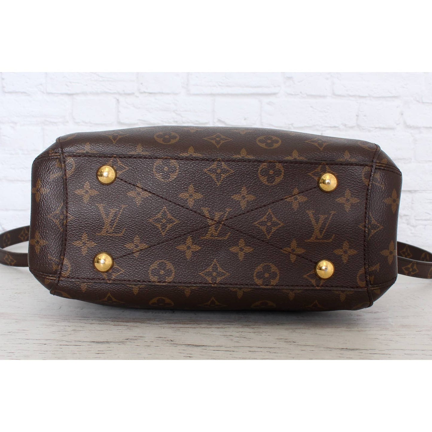 Louis Vuitton Montaigne BB Monogram Crossbody