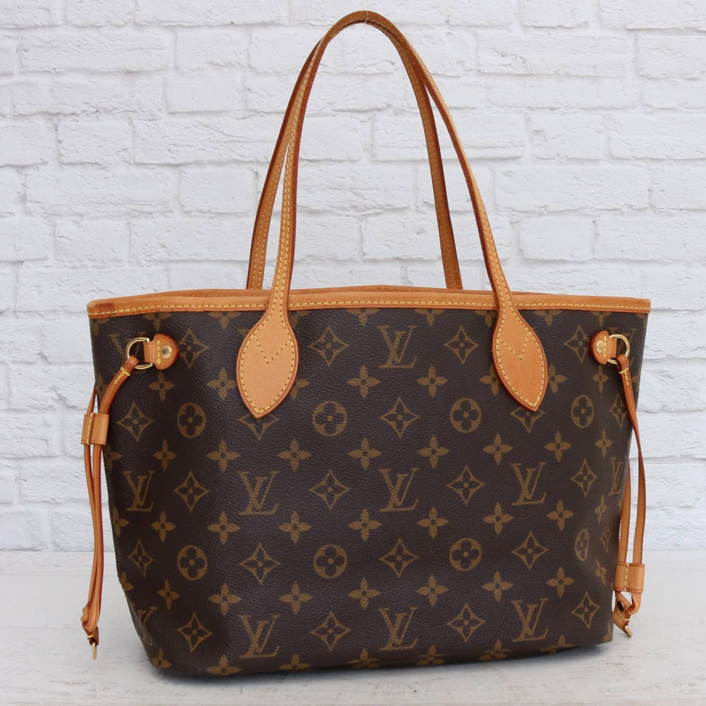 Louis Vuitton Neverfull PM Monogram Tote