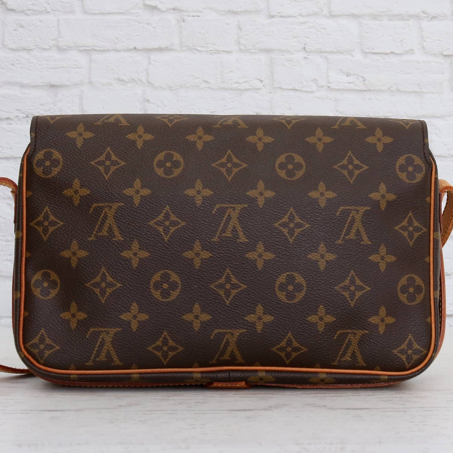 Louis Vuitton Saint Germain 24 Crossbody Shoulder Bag Monogram Leather