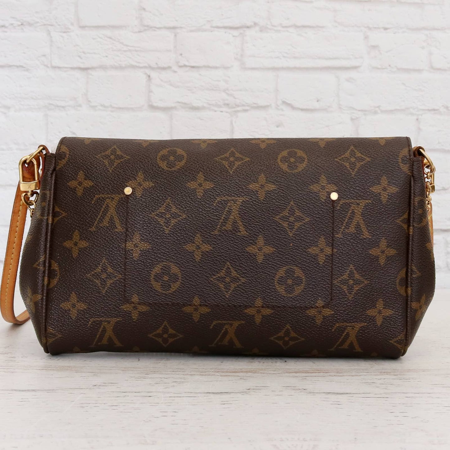 Louis Vuitton Favorite MM Monogram Crossbody with Box