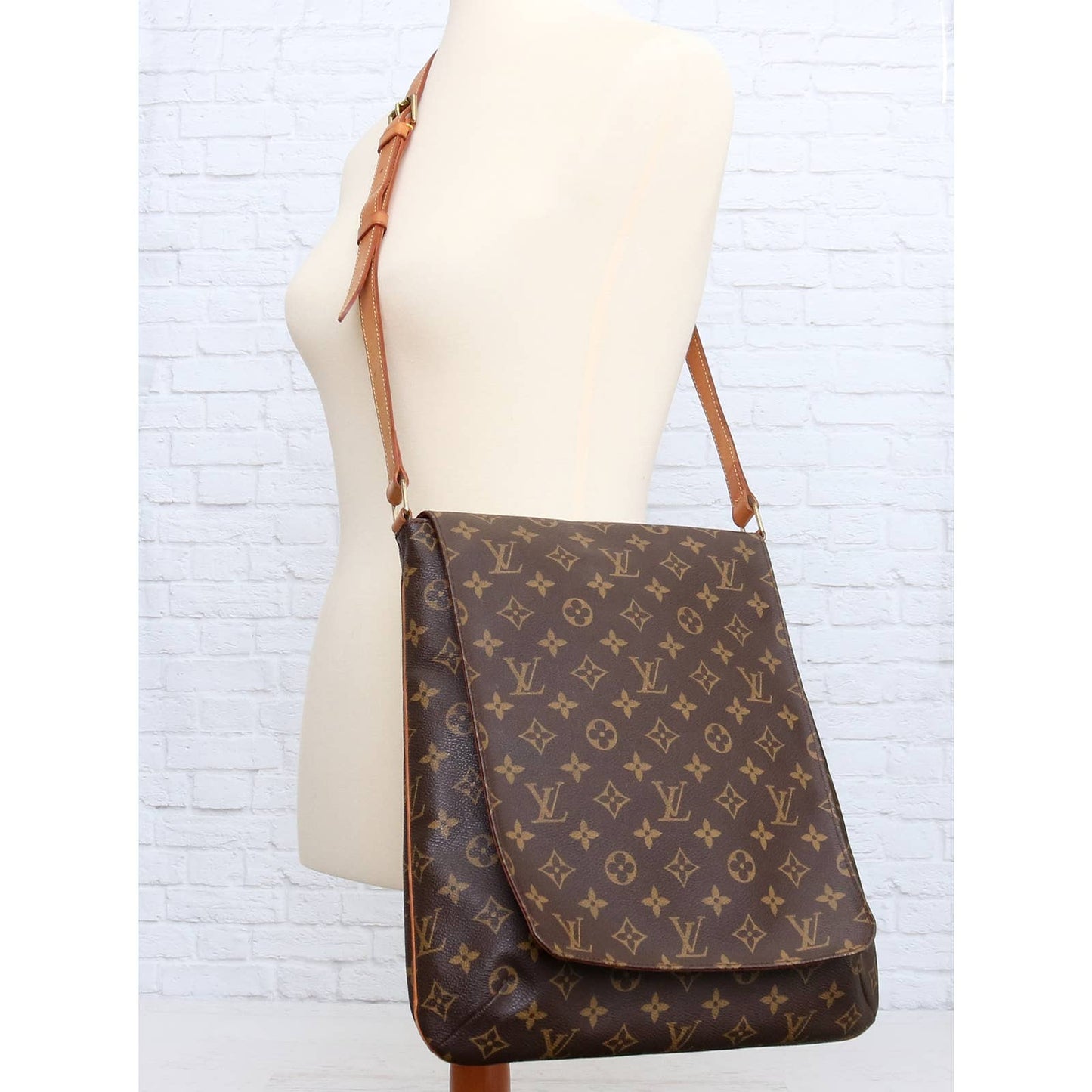 Louis Vuitton Musette GM Large Monogram Crossbody