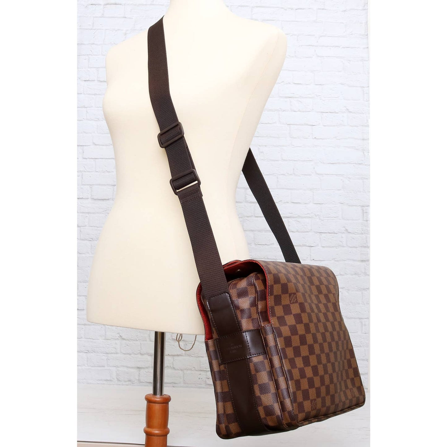 Louis Vuitton Naviglio Damier Ebene Crossbody & Shoulder Bag