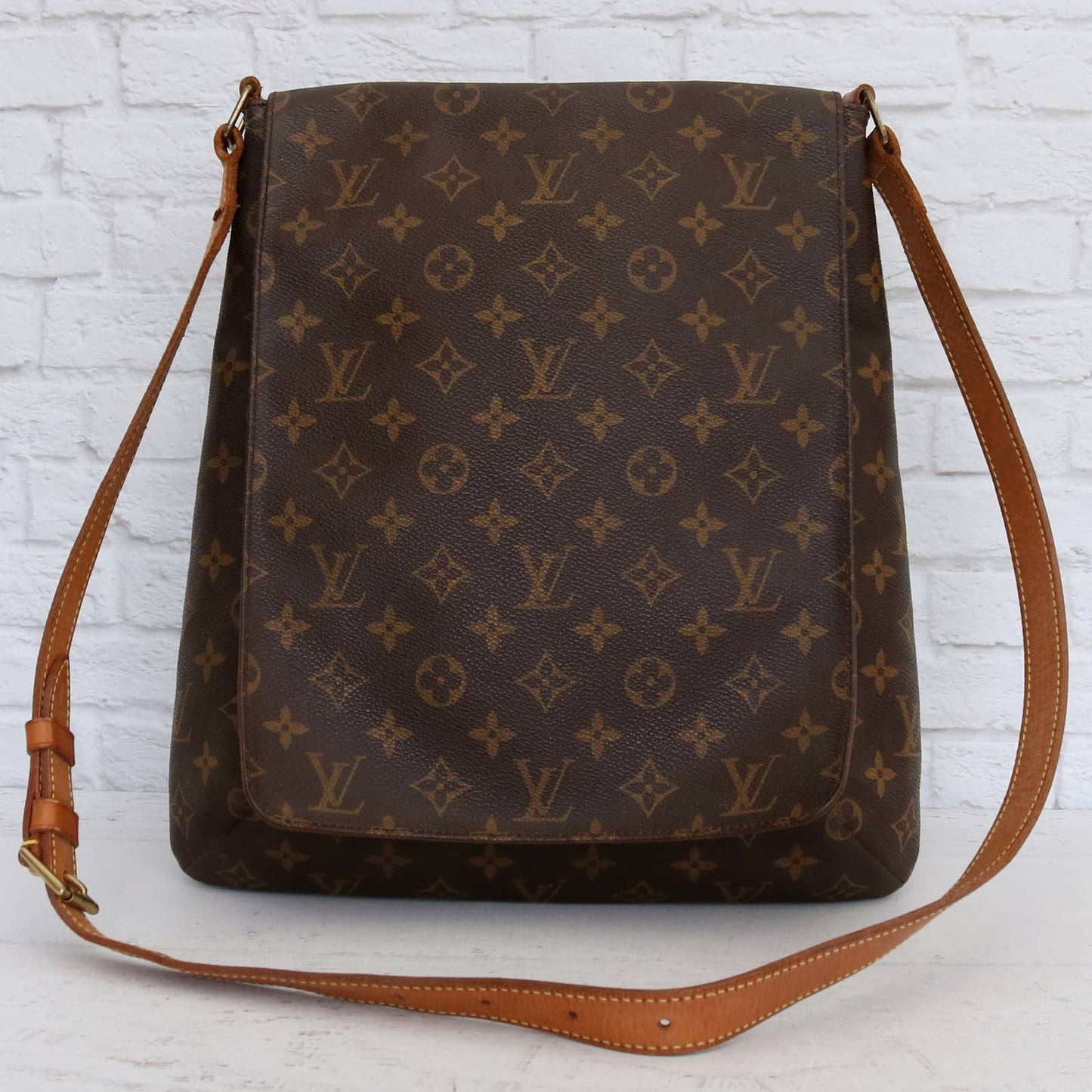 Louis Vuitton Musette GM Large Monogram Crossbody & Shoulder Bag