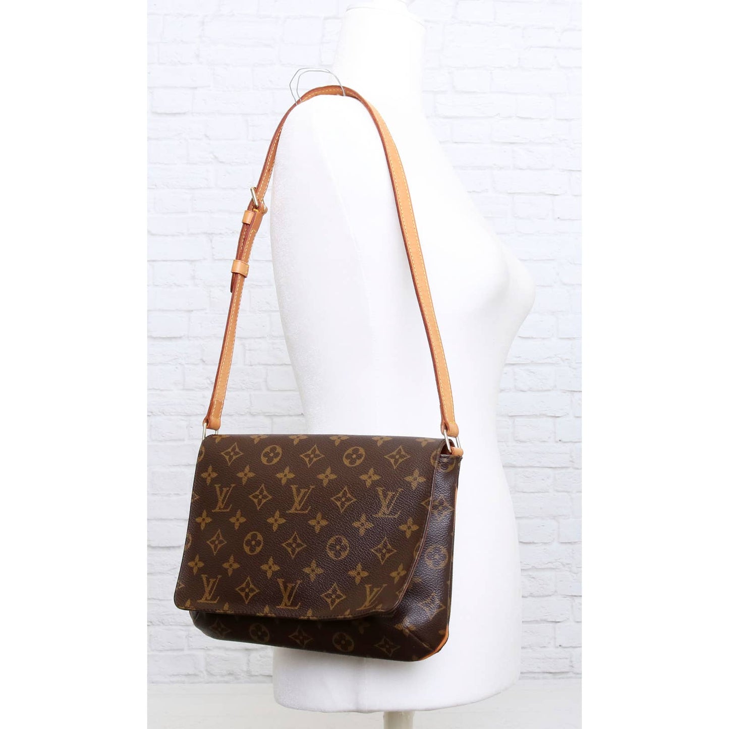 Louis Vuitton Musette Tango Short Monogram Shoulder Bag