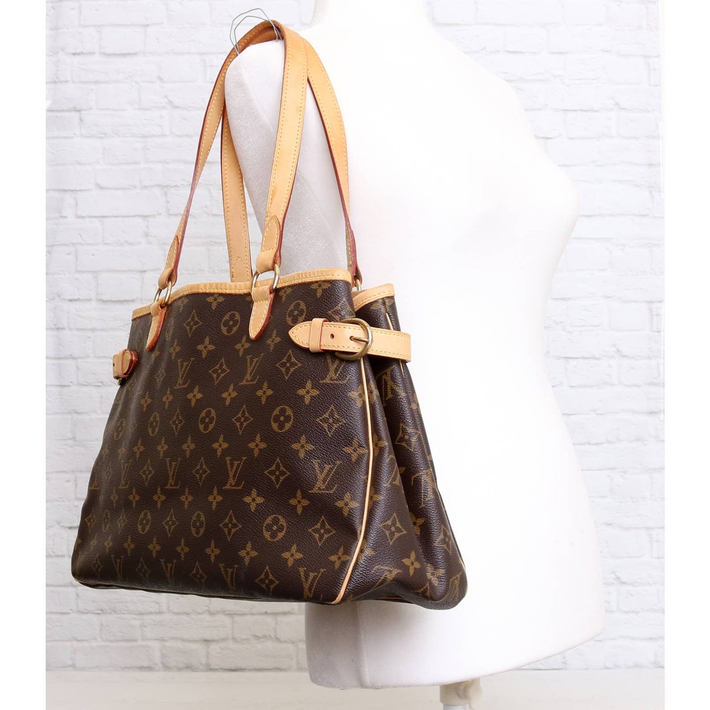 Louis Vuitton Batignolles Horizontal Monogram Shoulder Bag