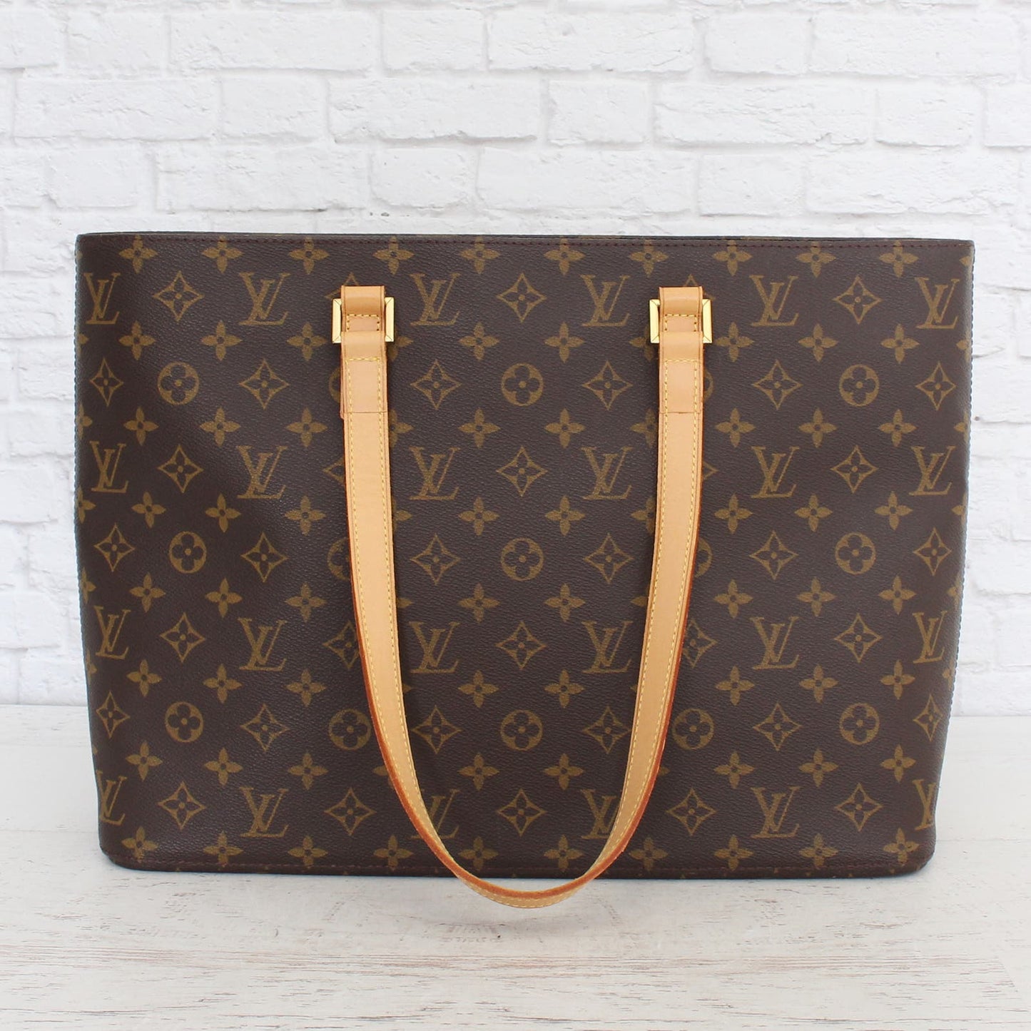 Louis Vuitton Luco Monogram Large Tote