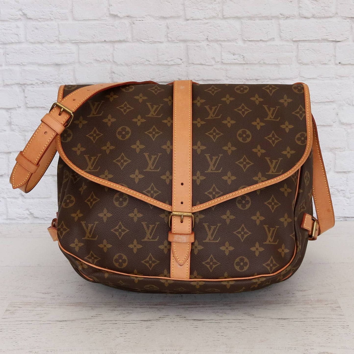 Louis Vuitton Saumur 35 Monogram Crossbody EXCELLENT Messenger Purse