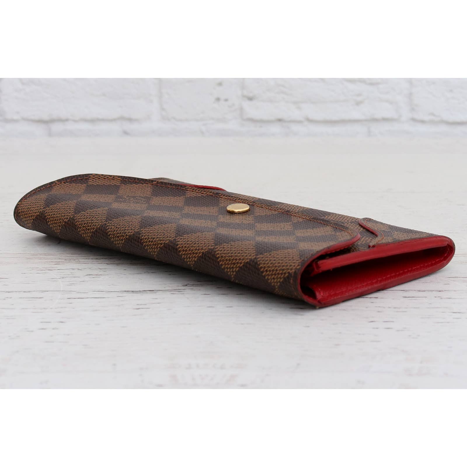 Louis Vuitton Caissa Wallet Damier Ebene Leather Card Brown Women Red –  brandedmoda