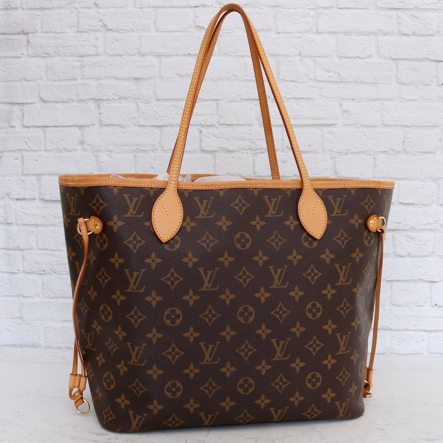 Louis Vuitton Neverfull MM Monogram Tote