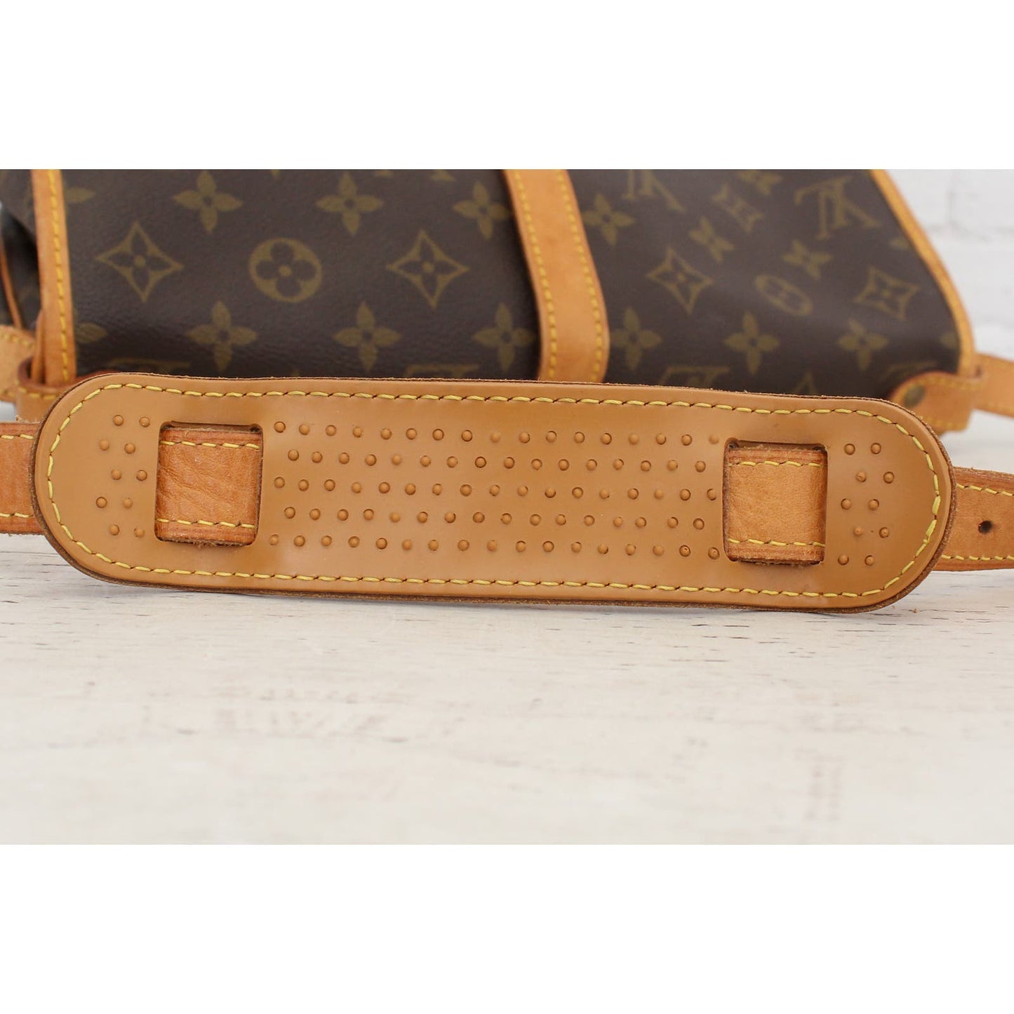 Louis Vuitton Saumur 30 Monogram Crossbody