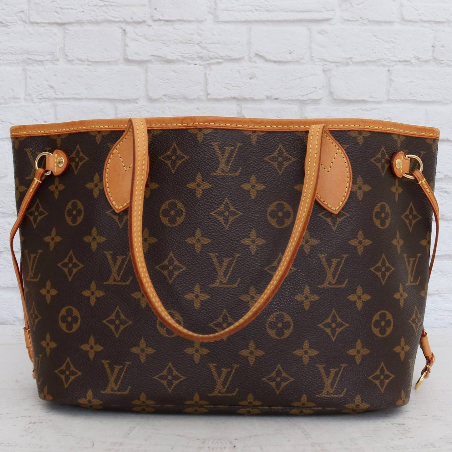 Louis Vuitton Neverfull PM Monogram Tote