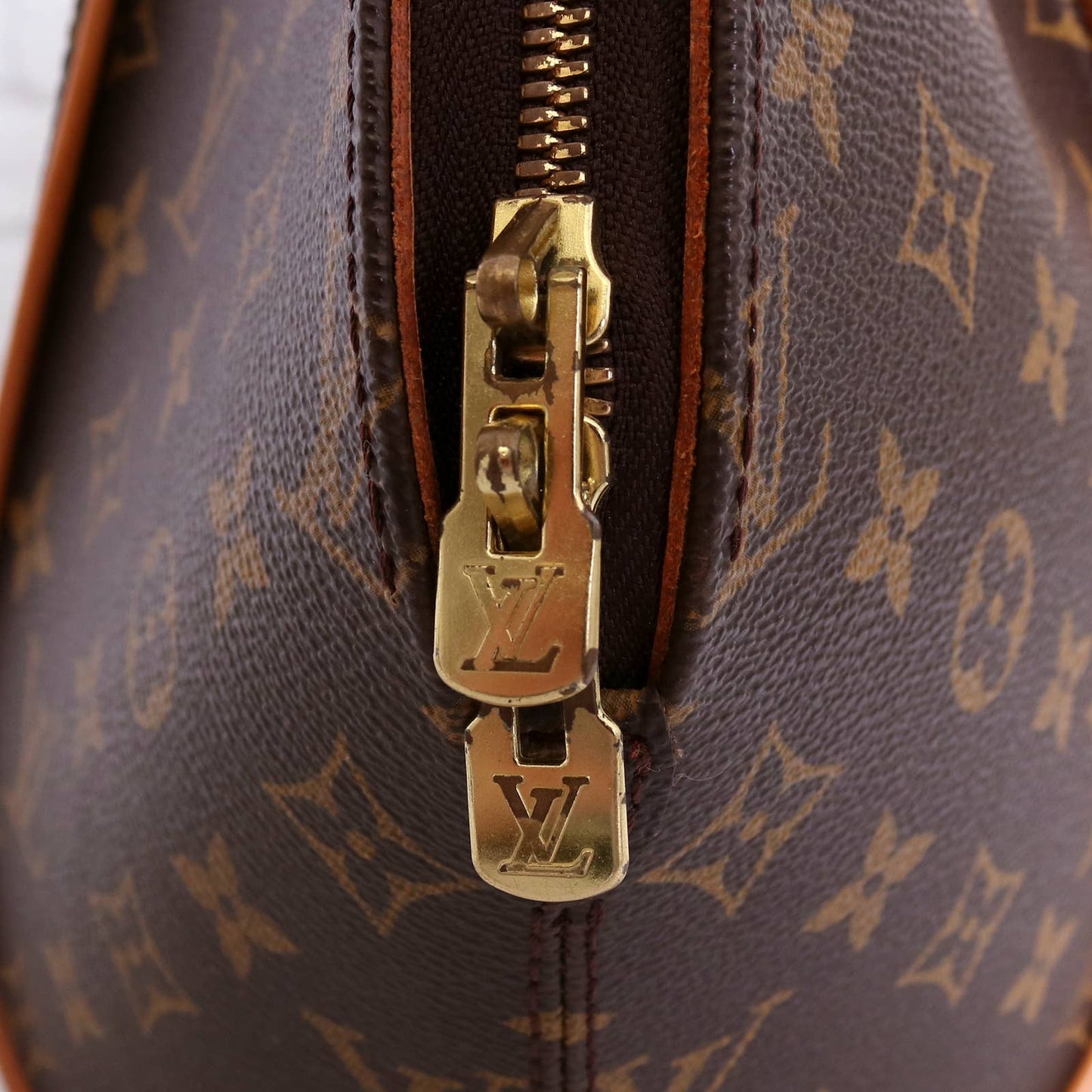 Louis Vuitton Ellipse MM Monogram Satchel