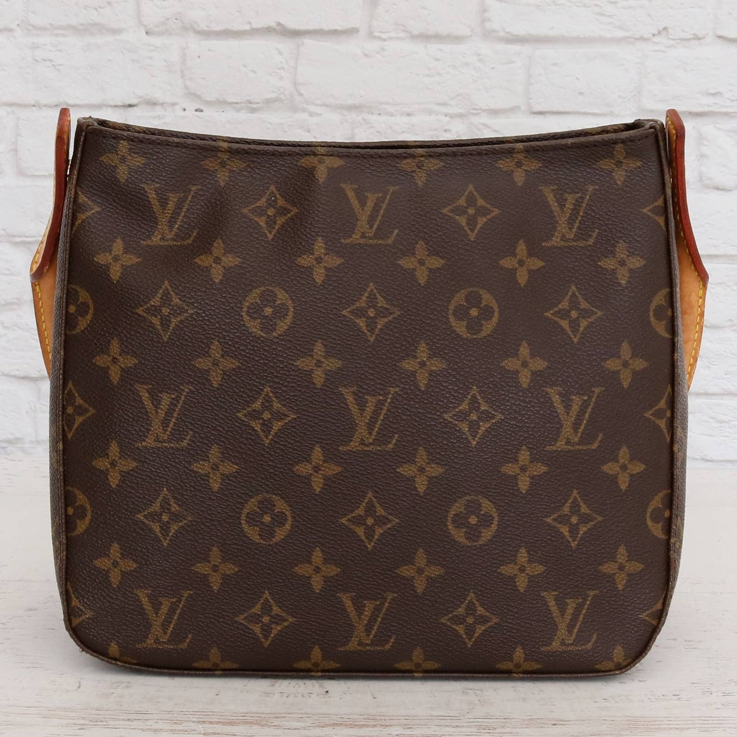 Louis Vuitton Looping MM Monogram Shoulder Bag Tote